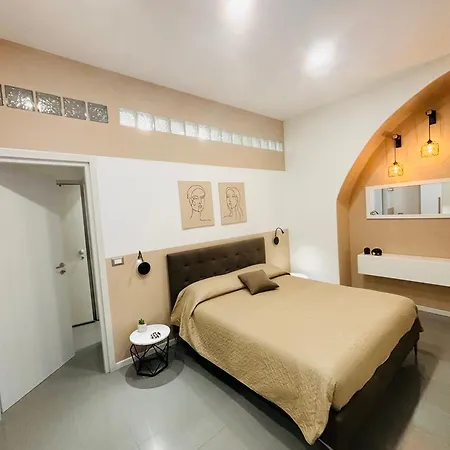 Casa F. I. *